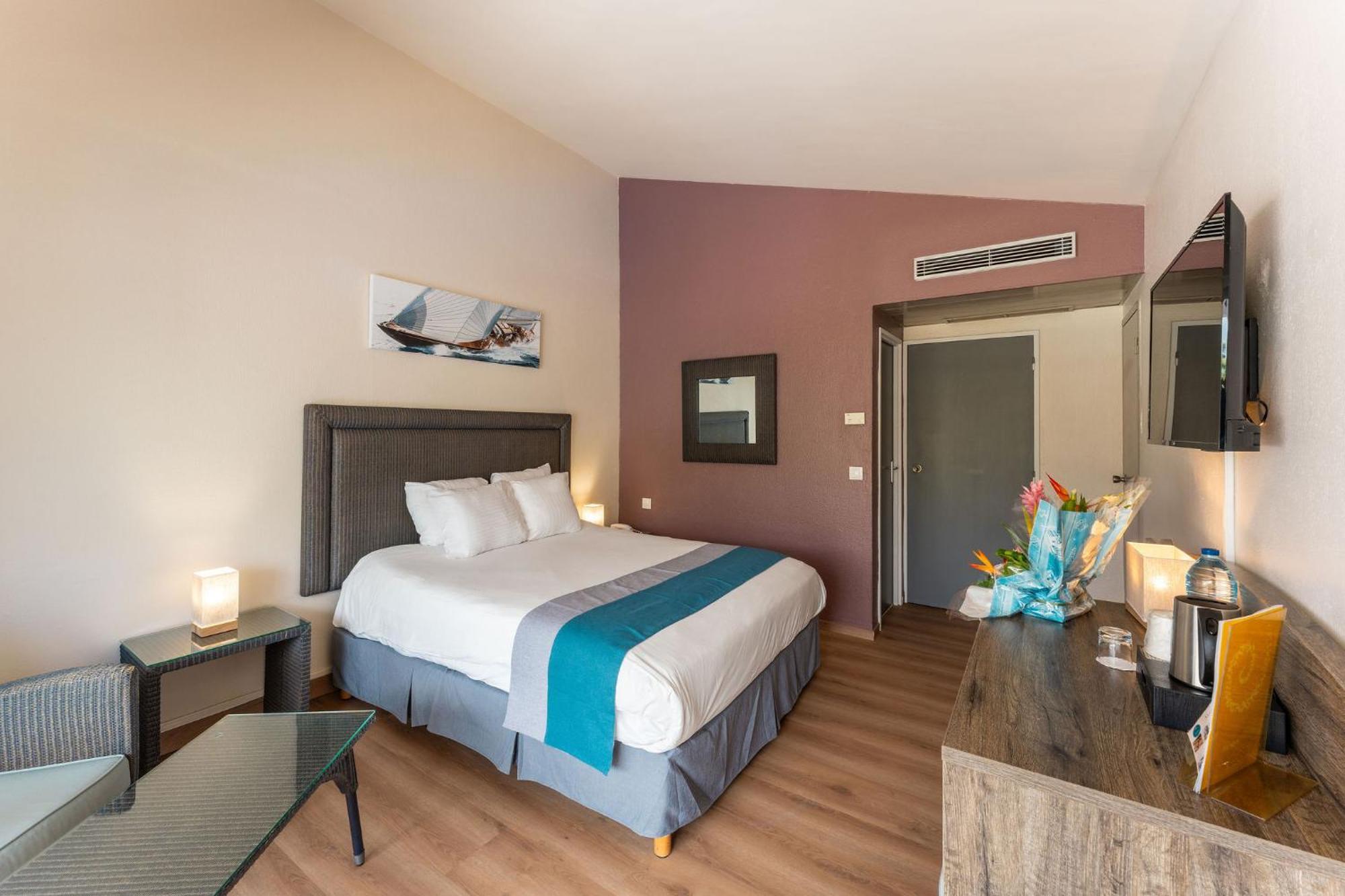 Hotel Fleur D'Epee Le Gosier  Ngoại thất bức ảnh